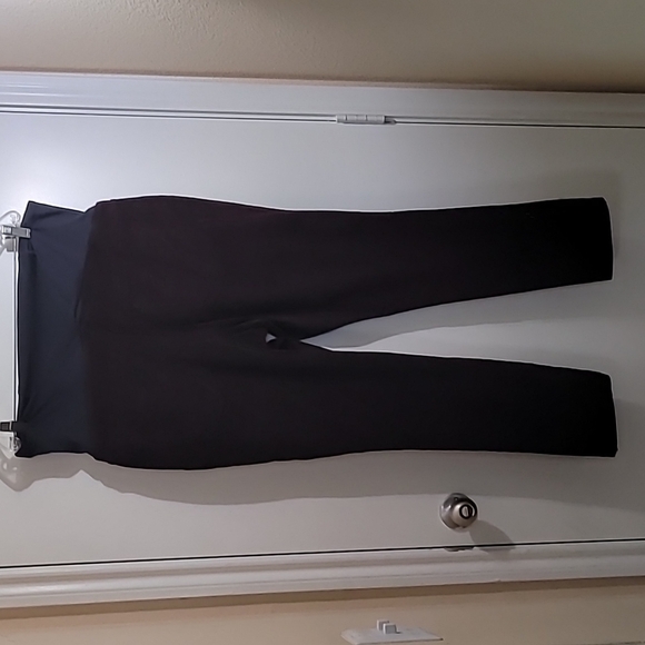 Isabel Maternity by Ingrid & Isabel Maternity Pants Size 16/33R - Picture 2 of 10